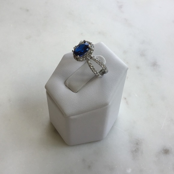 Sale $18 Firm! Sterling Silver Sapphire Cz & ClearCz Ring - Picture 13 of 16